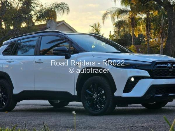 2024 - Toyota  Corolla Cross
