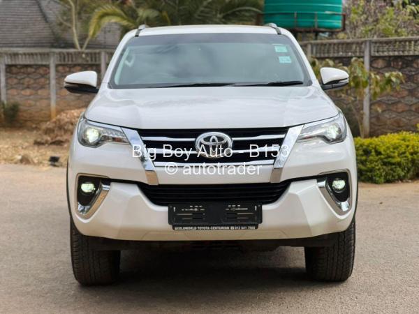 2018 - Toyota Fortuner 2018 - Toyota Fortuner