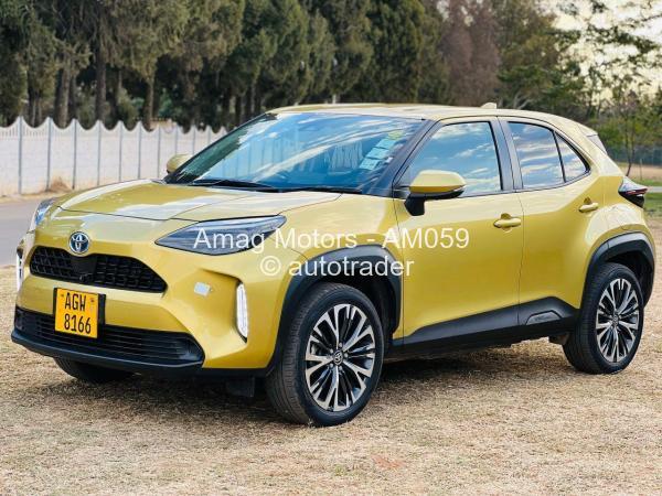 2020 - Toyota  Yaris