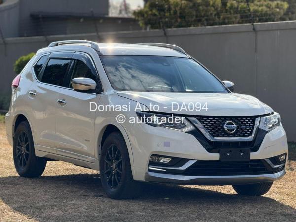 2019 - Nissan  X-Trail