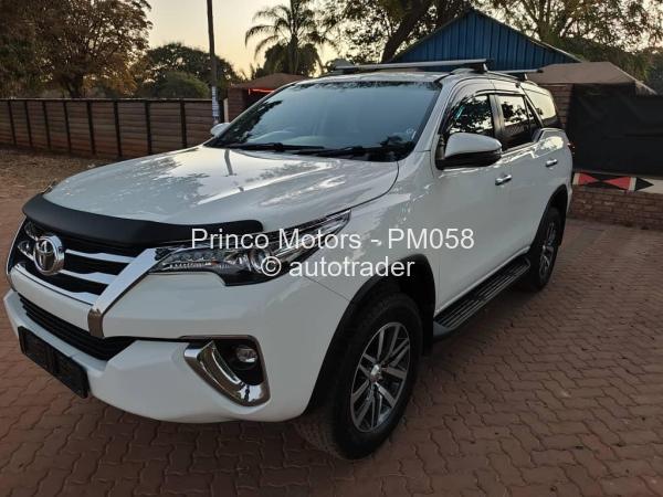 2018 - Toyota  Fortuner