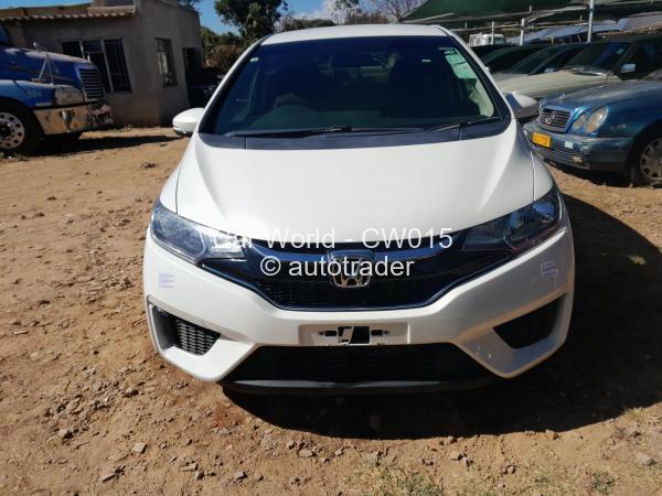 2016 - Honda Fit