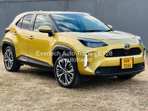 2020 - Toyota  Yaris