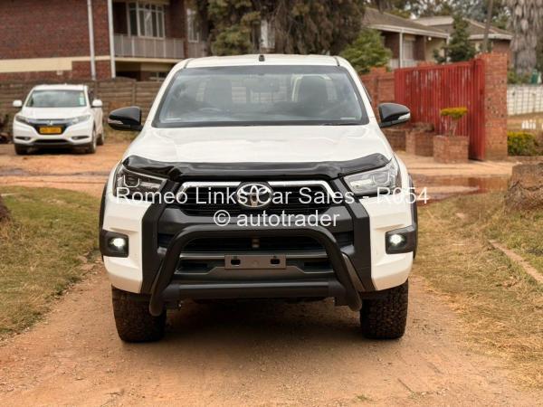 2022 - Toyota  HILUX GD6