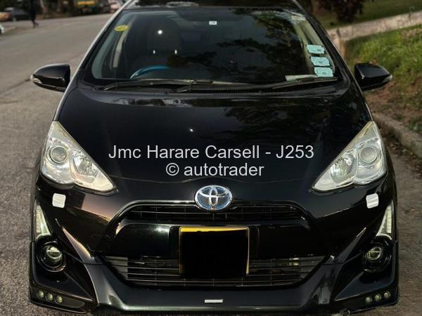2016 - Toyota  Aqua