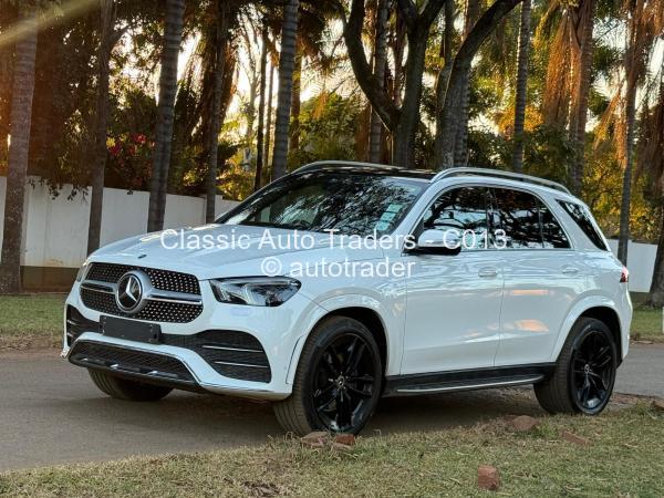 2021 - Mercedes Benz GLE 400