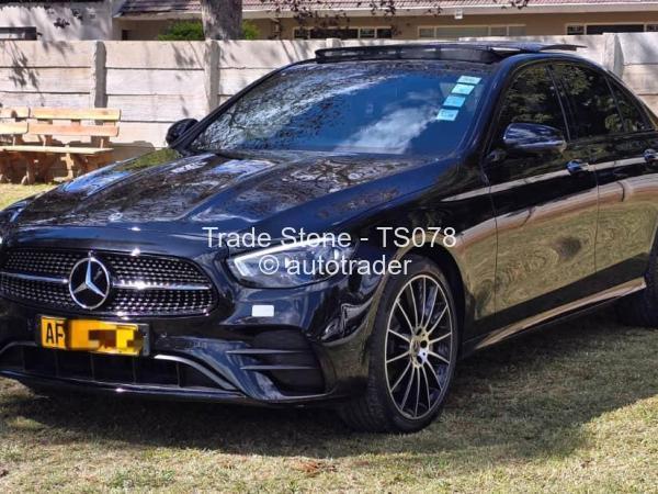 2021 - Mercedes Benz E400
