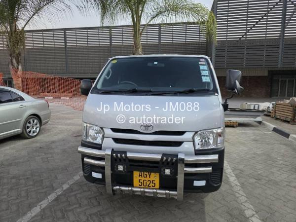 2016 - Toyota  Hiace