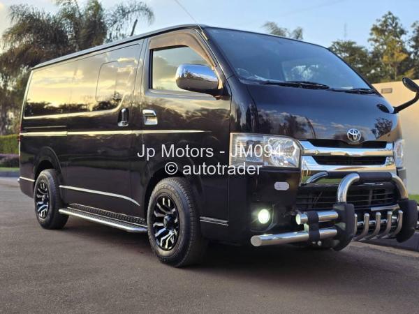 2016 - Toyota  Hiace