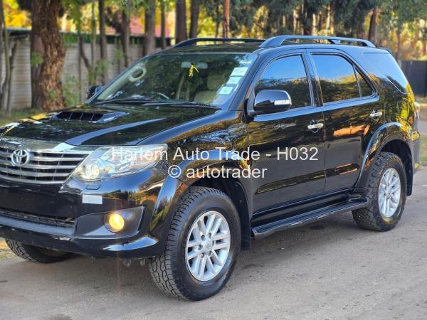 2014 - Toyota  Fortuner