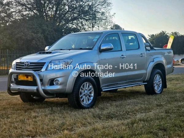 2013 - Toyota  Hilux D4D