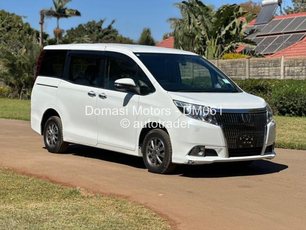 2017 - Nissan  Caravan