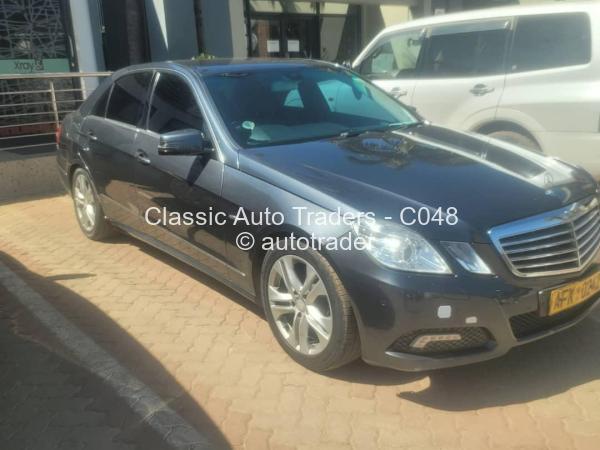 2012 - Mercedes Benz E220