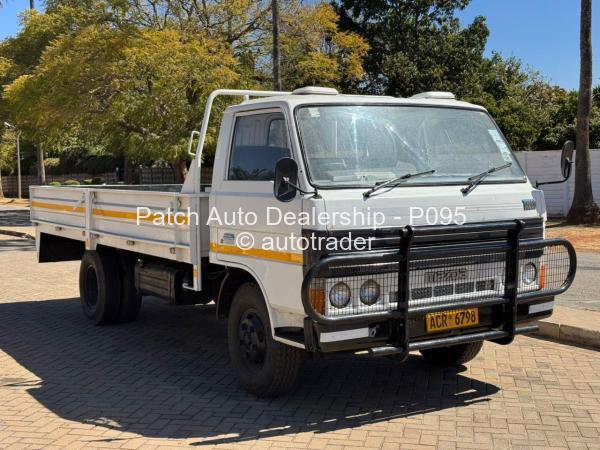 1996 - Mazda  T35