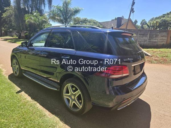 2017 - Mercedes Benz GLE 350
