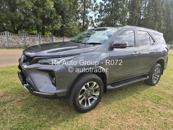 2023 - Toyota  Fortuner