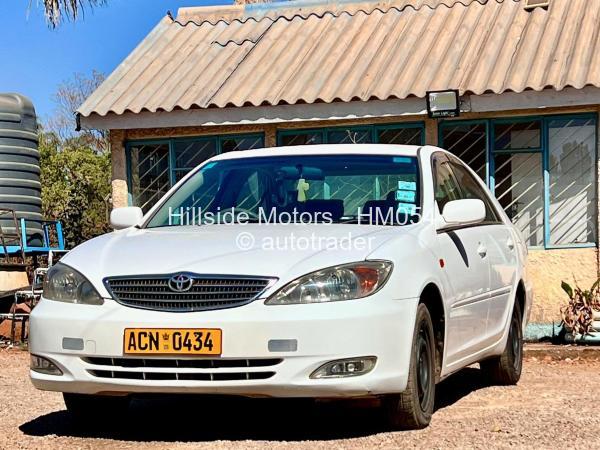2001 - Toyota  Camry