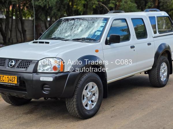 2015 - Nissan  NP300 Hardbody