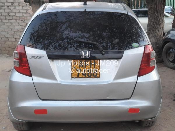 2008 - Honda Fit