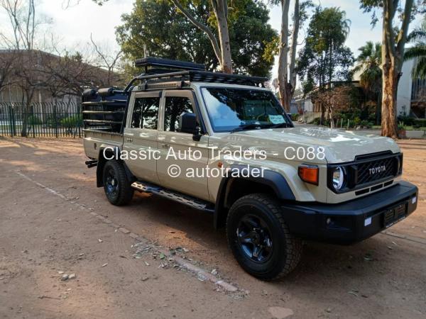 2025 - Toyota  Land Cruiser 79