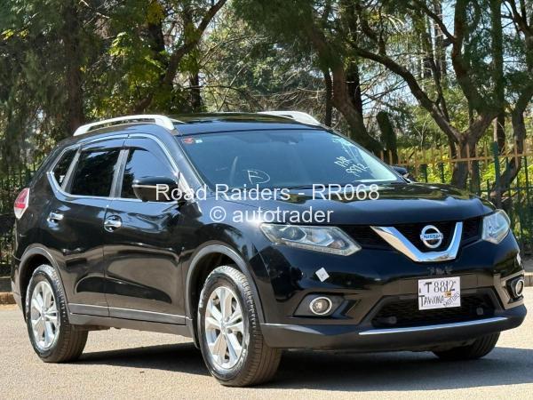 2016 - Nissan  Xtrail