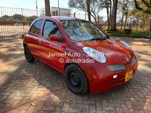 2003 - Nissan  March