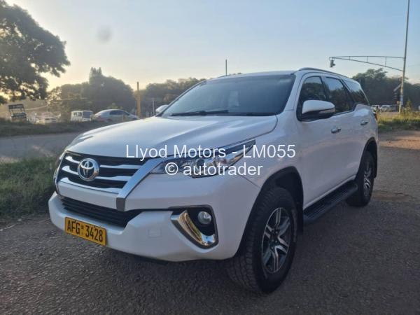 2016 - Toyota  Fortuner