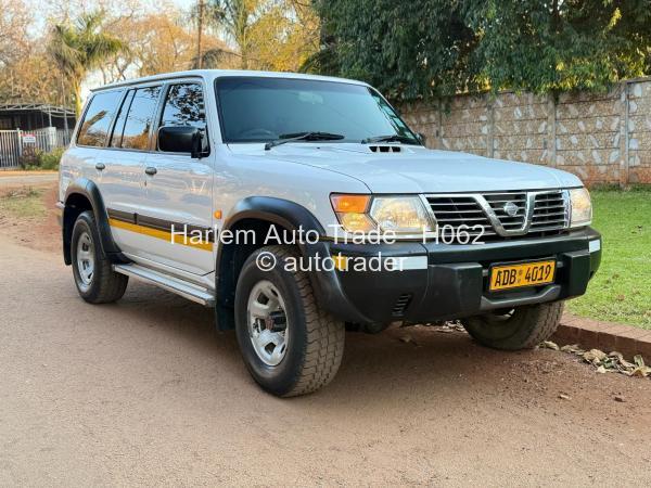 2013 - Nissan  Patrol
