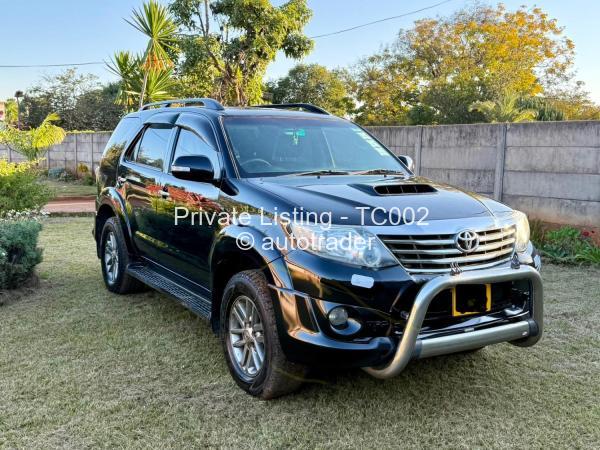 2015 - Toyota  Fortuner