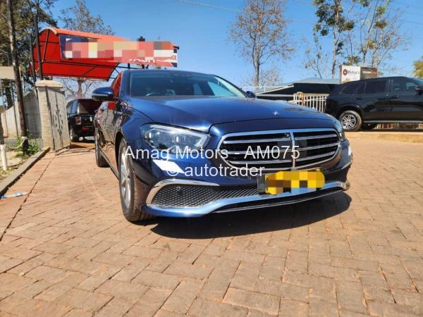 2020 - Mercedes Benz E300