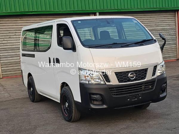 2015 - Nissan  NV350