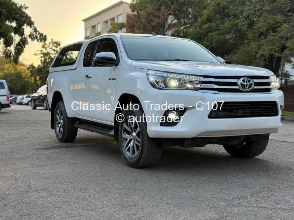 2018 - Toyota Hilux 2018 - Toyota Hilux
