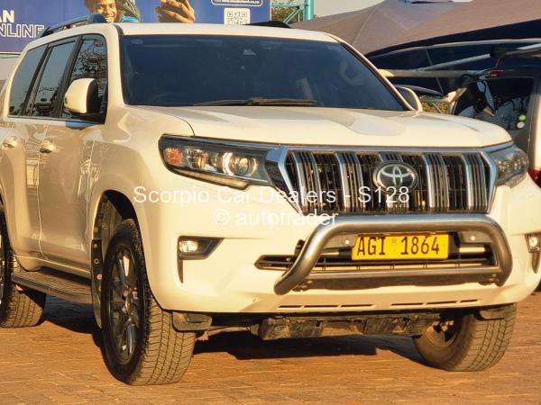 2020 - Toyota  Landcruiser 200 VX