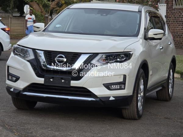 2019 - Nissan  X-Trail