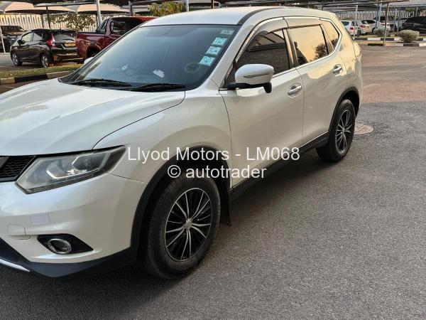 2013 - Nissan X-Trail 2013 - Nissan X-Trail