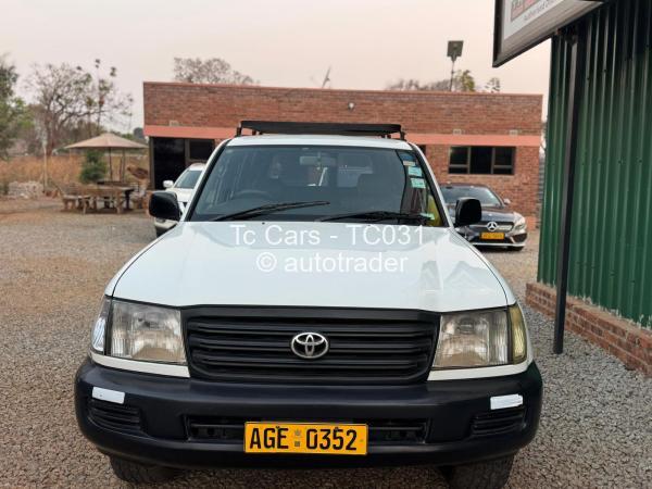 2003 - Toyota  Land Cruiser 100