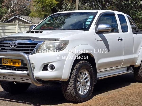 2013 - Toyota Hilux D4D 2013 - Toyota Hilux D4D