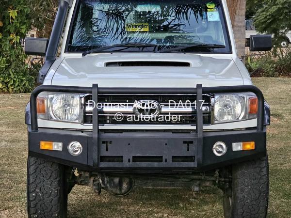 2016 - Toyota  Land Cruiser 79