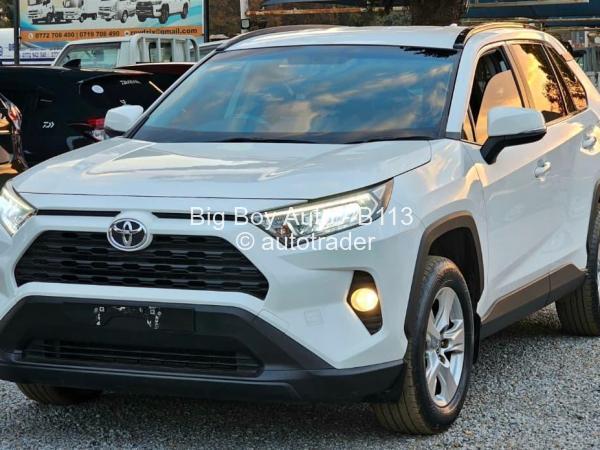 2020 - Toyota  RAV4