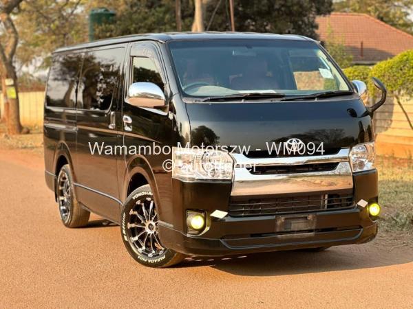 2015 - Toyota  Hiace