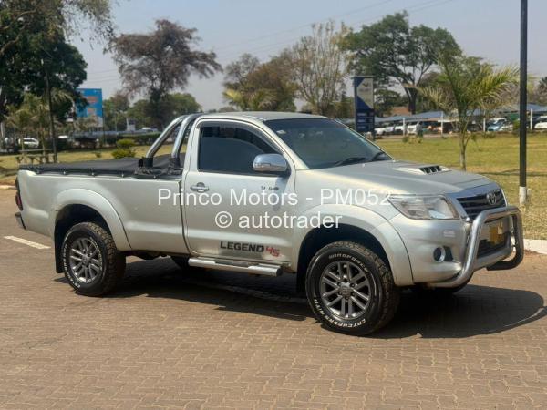 2014 - Toyota  Hilux D4D
