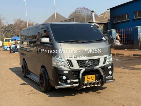 2017 - Nissan  NV350