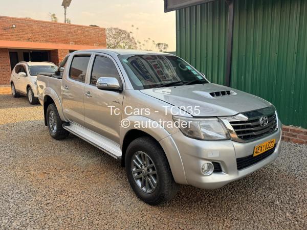 2014 - Toyota  Hilux D4D