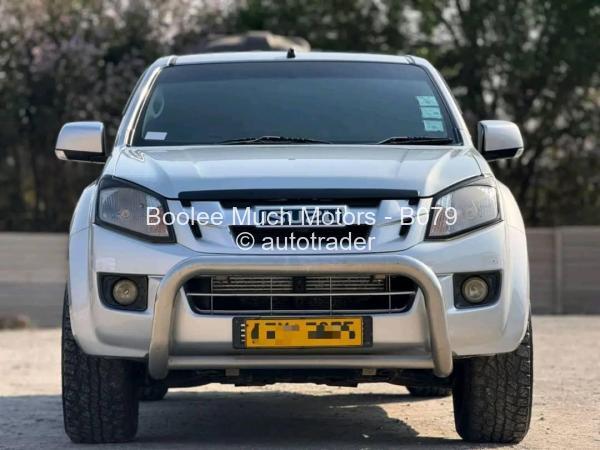 2013 - Isuzu  Dteq