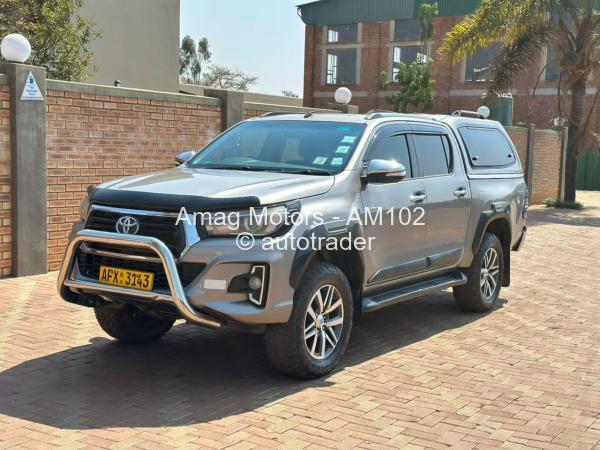 2017 - Toyota  Hilux