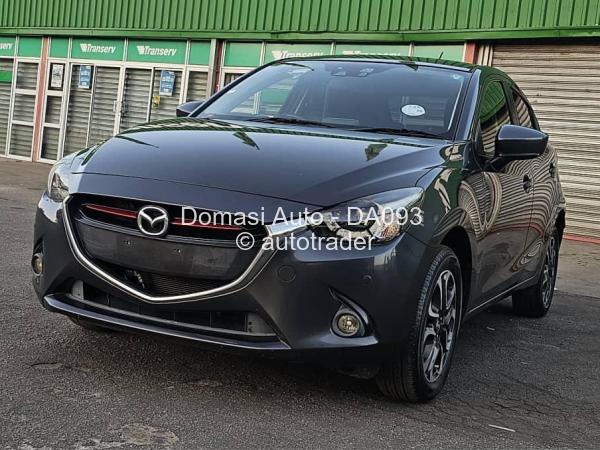 2016 - Mazda  Demio