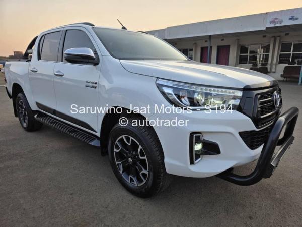 2020 - Toyota  Hilux
