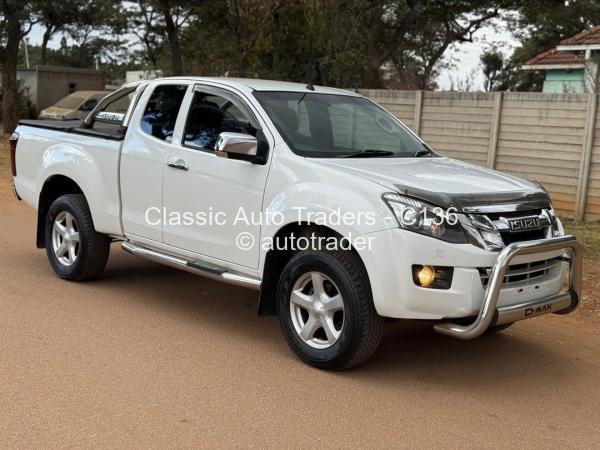 2016 - Isuzu  KB300 2016 - Isuzu  KB300