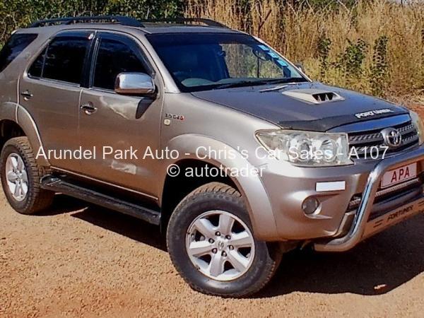 2009 - Toyota  Fortuner