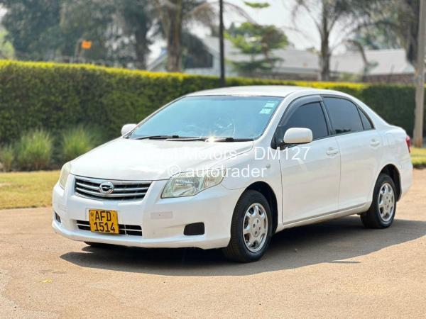 2013 - Toyota  Axio